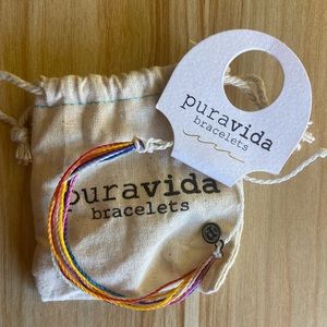 2 Pura Vida Bracelets